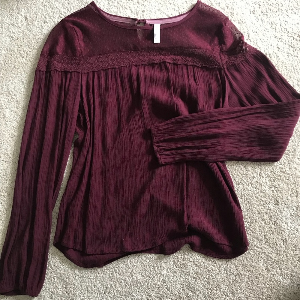 Maroon long sleeve shirt